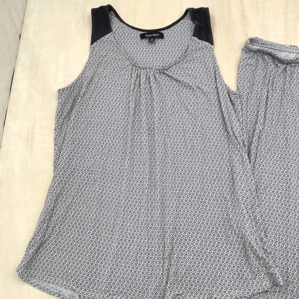 Ellen Tracy Pajama Set Womens Medium Gray Geometric Medallion Relaxed Loungewear